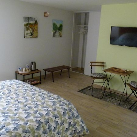 Les Chambres D'Ausilia Sablons  Esterno foto