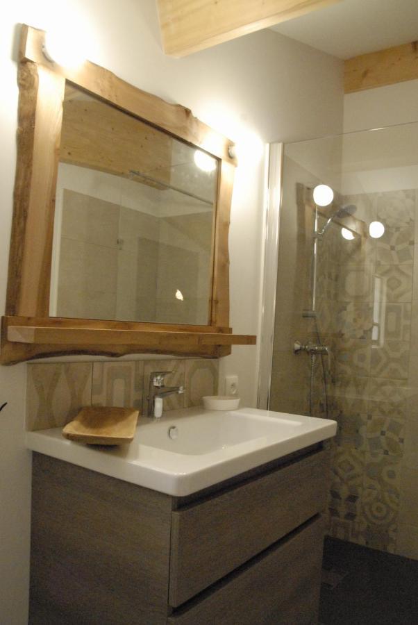 Les Chambres D'Ausilia Sablons  Esterno foto